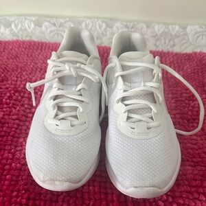 Nike Revolution 6 
Running shoes